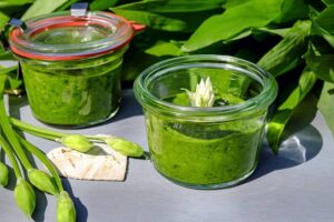 summer pesto-green sauce